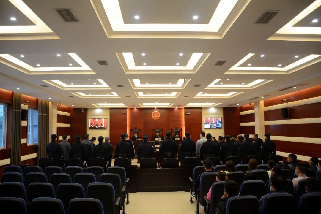 在线还可以注册会员成为代理发展下线个人遭起！
