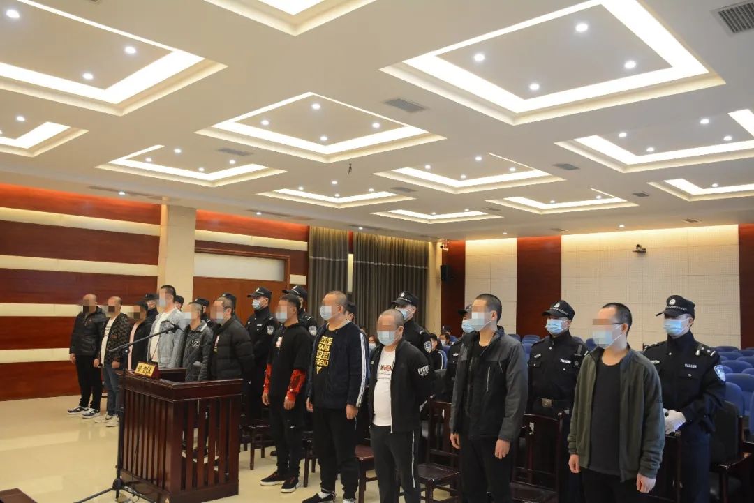 在线还可以注册会员成为代理发展下线个人遭起！