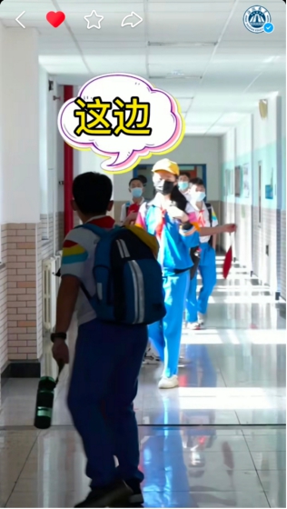 快手上的开学季 老铁：“原来久违的开学场景是这样的”