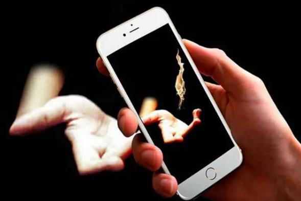 iPhone 8又放2个大招首先逼哭共享充电宝！